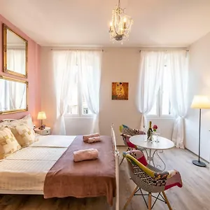 Appartement Old Romantic 3, Pula